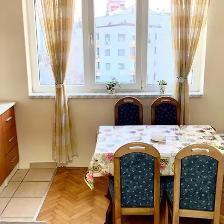 Apartman Sofija شقة بييلينا